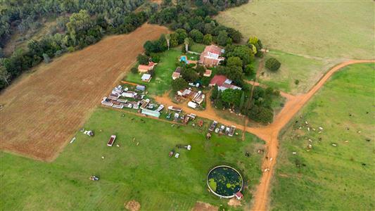 False - Farm for sale in Hekpoort, Krugersdorp - M124448