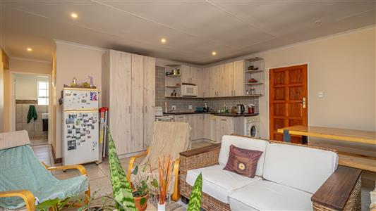 False - Farm for sale in Hekpoort, Krugersdorp - M124448