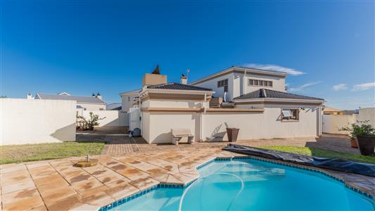 False - House For Sale in Country Club, Langebaan, Western Cape - M124470