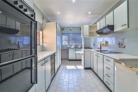 False - House For Sale in Silverglen, Chatsworth, KwaZulu Natal - M124507