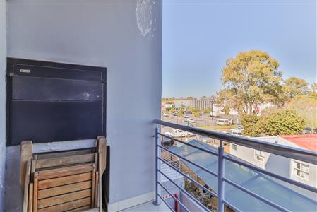 False - Apartment Sold in Durbanville Central, Durbanville, Western Cape - M124582