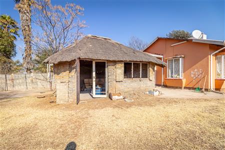 False - House For Sale in Witpoortjie, Roodepoort, Gauteng - M124608