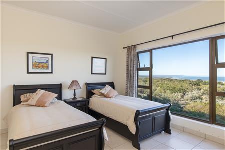 False - House For Sale in Stilbaai Wes, Stilbaai, Western Cape - M124640
