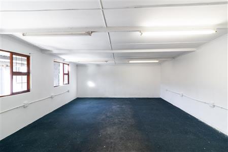 False - Office For Sale in Southernwood, East London, Eastern Cape - M124668