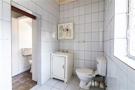 False - Office For Sale in Southernwood, East London, Eastern Cape - M124668
