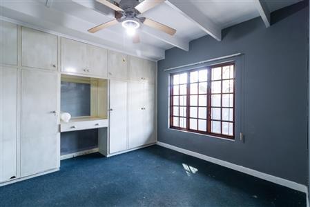 False - Office For Sale in Southernwood, East London, Eastern Cape - M124668