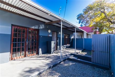 False - Office For Sale in Southernwood, East London, Eastern Cape - M124668