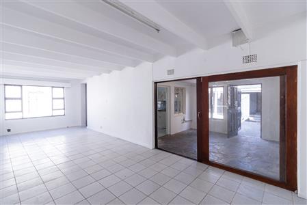 False - Office For Sale in Southernwood, East London, Eastern Cape - M124668