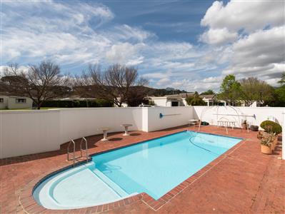 False - Townhouse For Sale in Onder Papegaaiberg, Stellenbosch, Western Cape - M124688