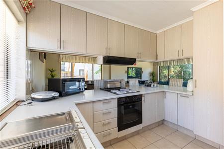False - House sold in Bowtie, Plettenberg Bay - M124698