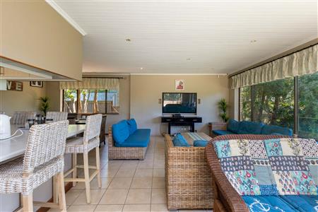 False - House sold in Bowtie, Plettenberg Bay - M124698