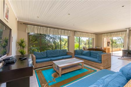 False - House sold in Bowtie, Plettenberg Bay - M124698
