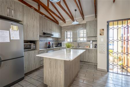False - Townhouse For Sale in Hexrivier Lifestyle Estate, Waterkloof AH, Rustenburg, North West - M124709