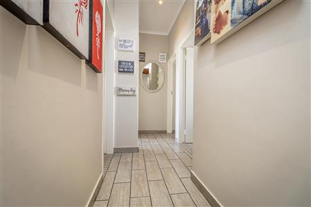 False - Townhouse For Sale in Hexrivier Lifestyle Estate, Waterkloof AH, Rustenburg, North West - M124709