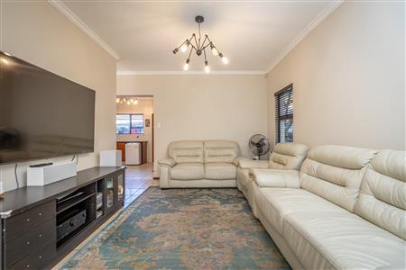 False - House For Sale in Broadacres, Sandton, Gauteng - M124771