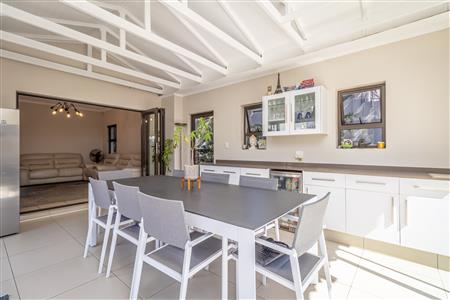 False - House For Sale in Broadacres, Sandton, Gauteng - M124771