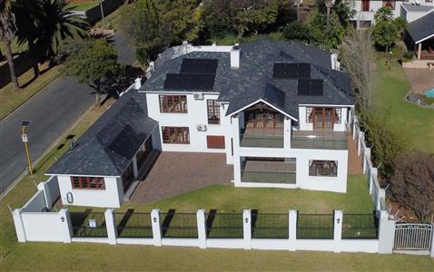 House For Sale in Lakefield, Benoni, Gauteng - M124795