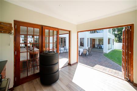 House For Sale in Lakefield, Benoni, Gauteng - M124795