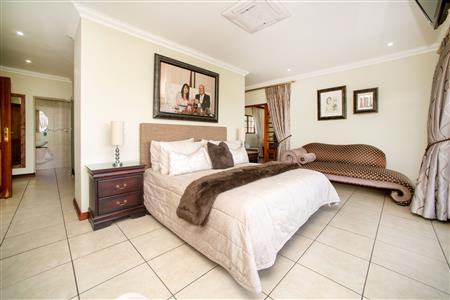 House For Sale in Lakefield, Benoni, Gauteng - M124795