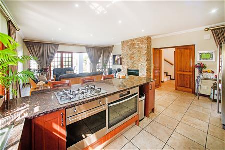 House For Sale in Lakefield, Benoni, Gauteng - M124795