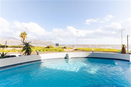 False - Apartment For Sale in Strand South, Strand, Western Cape - M124834