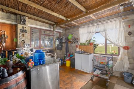 False - Farm For Sale in Bredasdorp, Western Cape - M123717