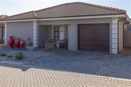 False - House for sale in Dana Bay, Mossel Bay - M124897