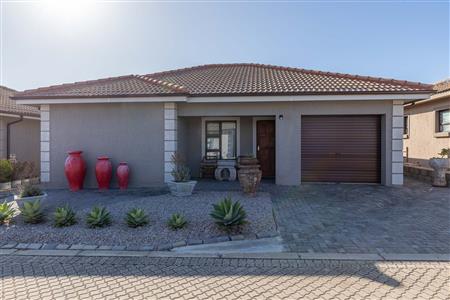 False - House for sale in Dana Bay, Mossel Bay - M124897