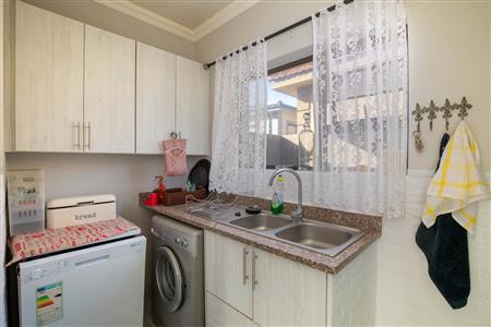 False - House for sale in Dana Bay, Mossel Bay - M124897