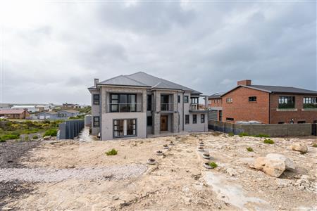 False - House withdrawn in Oceanview Heights, Struisbaai - M124903