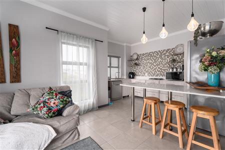 False - House withdrawn in Oceanview Heights, Struisbaai - M124903