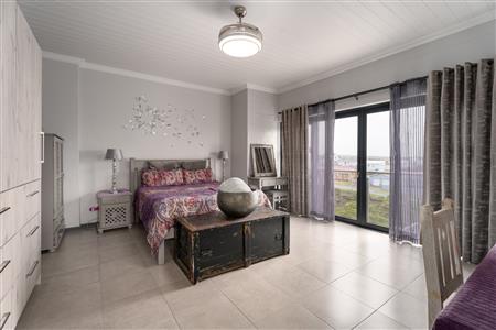 False - House withdrawn in Oceanview Heights, Struisbaai - M124903