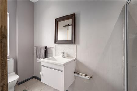 False - House withdrawn in Oceanview Heights, Struisbaai - M124903