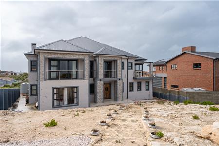 False - House withdrawn in Oceanview Heights, Struisbaai - M124903