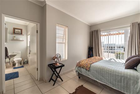 False - Townhouse For Sale in Langeberg Ridge, Kraaifontein, Western Cape - M122326