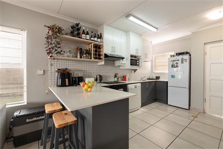 False - Townhouse For Sale in Langeberg Ridge, Kraaifontein, Western Cape - M122326