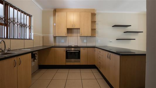 False - Apartment For Sale in Illovo, Sandton, Gauteng - M125013