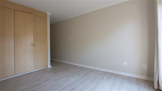 False - Apartment For Sale in Illovo, Sandton, Gauteng - M125013