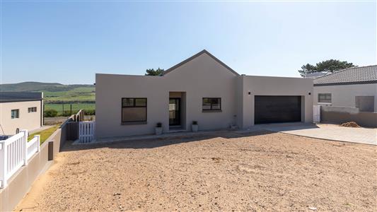 False - Townhouse For Sale in Reebok, Groot Brakrivier, Western Cape - M125102