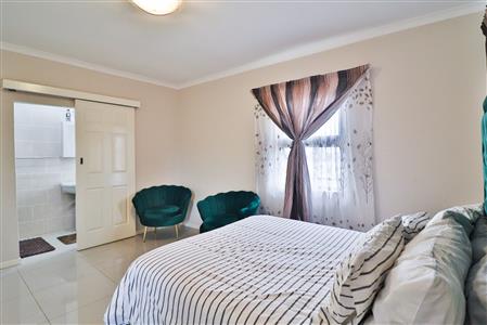 False - House For Sale in Bishopstowe, Pietermaritzburg, KwaZulu Natal - M125089