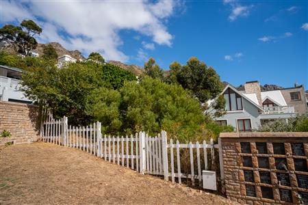 False - Vacant Land For Sale in Gordons Bay Central, Gordons Bay, Western Cape - M123777