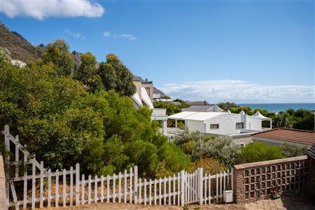 False - Vacant Land For Sale in Gordons Bay Central, Gordons Bay, Western Cape - M123777