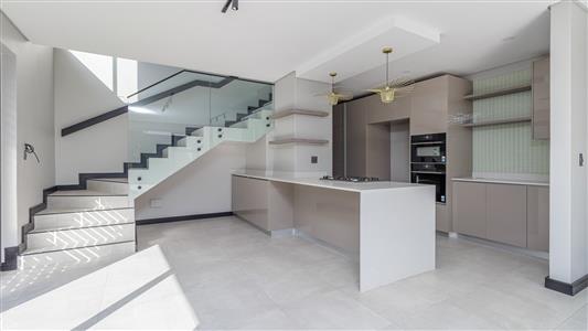 False - Townhouse To Rent in Bryanston, Sandton, Gauteng - M125127