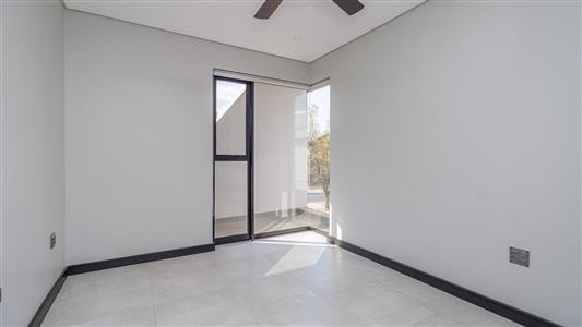 False - Townhouse To Rent in Bryanston, Sandton, Gauteng - M125127