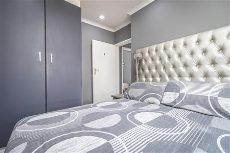 False - Apartment For Sale in Dowerglen, Edenvale, Gauteng - M125133