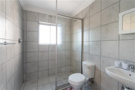 False - Apartment For Sale in Oakdale, Bellville, Western Cape - M121239