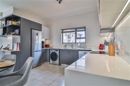 False - Apartment For Sale in Izinga, Umhlanga, KwaZulu Natal - M125124
