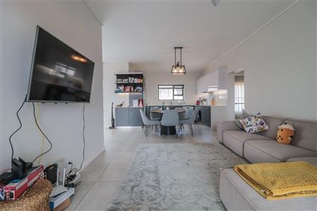 False - Apartment For Sale in Izinga, Umhlanga, KwaZulu Natal - M125124