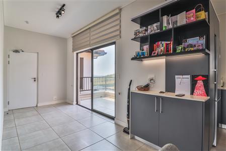 False - Apartment For Sale in Izinga, Umhlanga, KwaZulu Natal - M125124