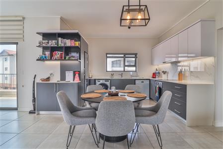 False - Apartment For Sale in Izinga, Umhlanga, KwaZulu Natal - M125124